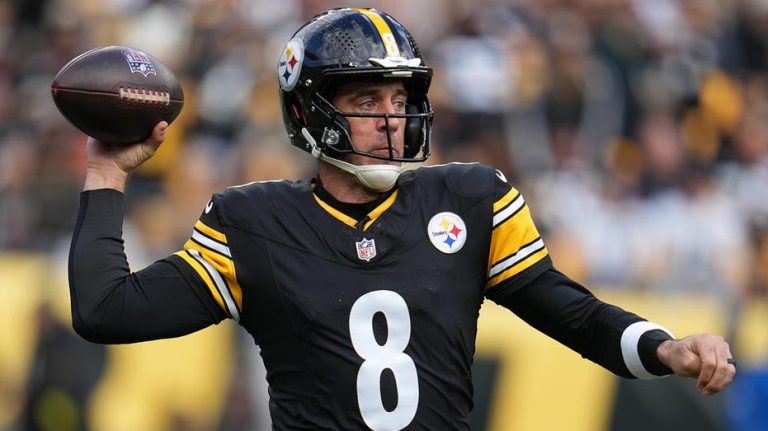 Steelers' Aaron Rodgers to miss game vs Bears over broken wrist