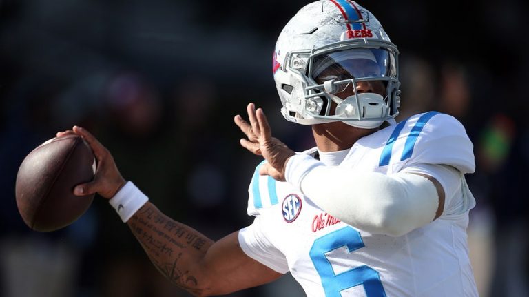 Mississippi State fans stole Ole Miss star's jerseys before rivalry game, coach Lane Kiffin says