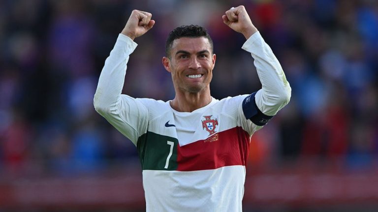 Soccer legend Cristiano Ronaldo says Trump 'can change the world'