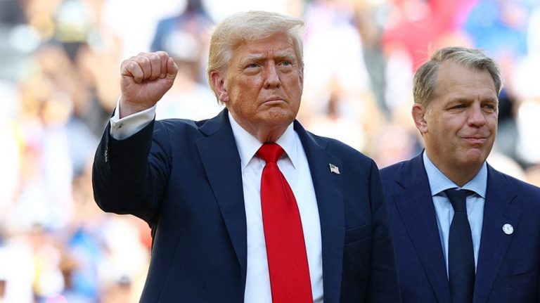 Trump takes aim at Giants' late-game decision in critical social media post