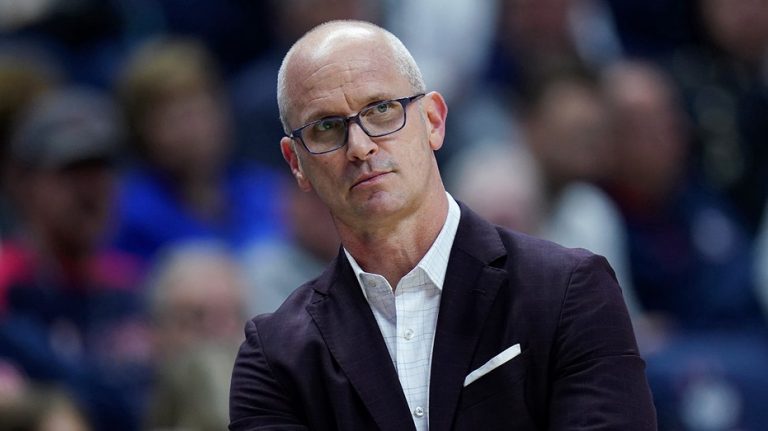 UConn coach Dan Hurley rips up stat sheet, says team 'f—— blew a chance' to beat Arizona after loss