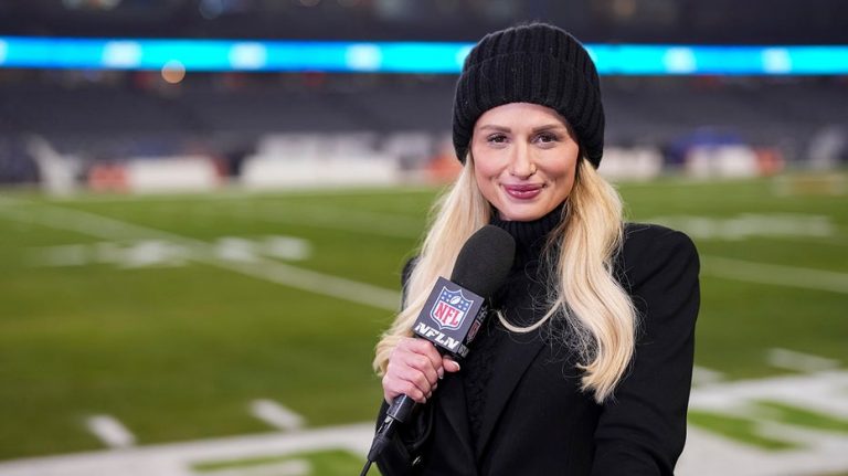 NFL reporter responds to fake death rumor in hilarious fashion: 'Glitch in the matrix'