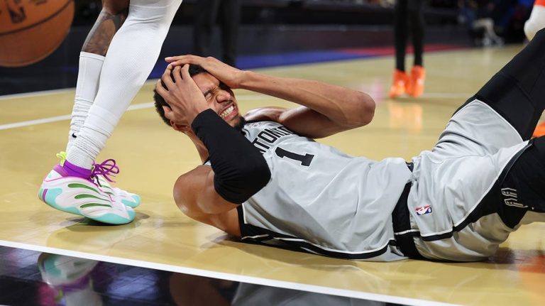 NBA broadcaster calls for Spurs star to change 'Alien' nickname: 'They deport those'