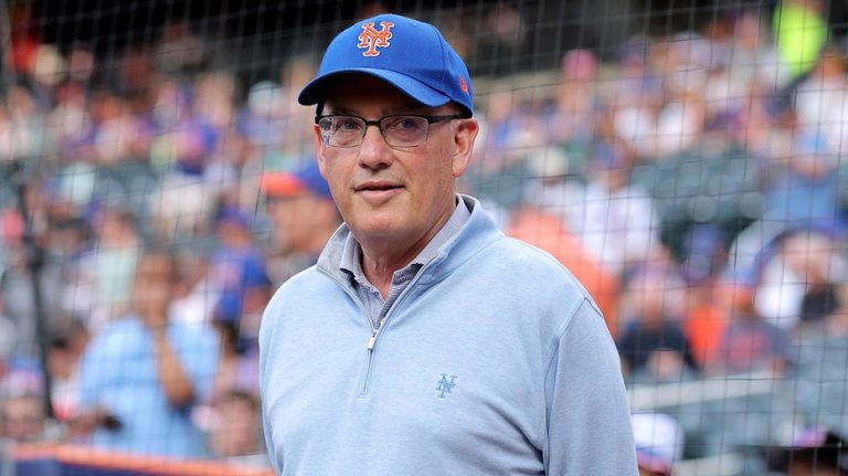 Mets owner Steve Cohen rips 'payroll watchers' after team's All-Stars leave in free agency: 'Usual idiots'