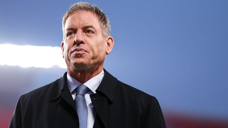 Super Bowl champion Troy Aikman rails against referees over taunting penalty in Dolphins–Steelers game