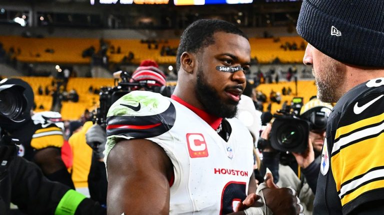 Texans star wears apparent pro-Palestine message on eye black during playoff game