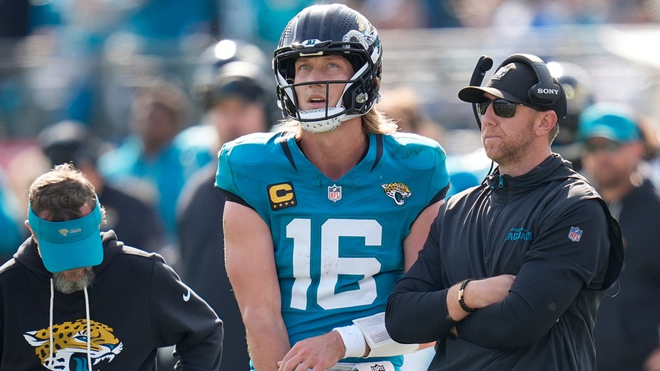 Super Bowl champ criticizes Jaguars' decision-making in crucial spot vs Bills