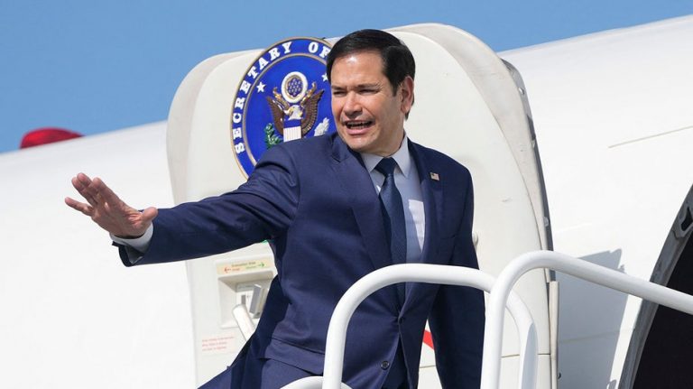 Marco Rubio jokingly shuts down 'rumors' he is looking to become Dolphins' next head coach