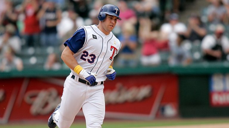 Former MLB great Mark Teixeira makes stance on Minnesota ICE shooting clear